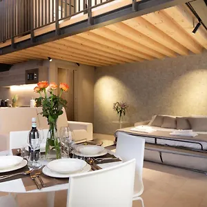 8 Loft Apartmán